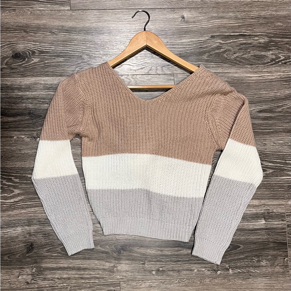 L knit off shoulder sweater